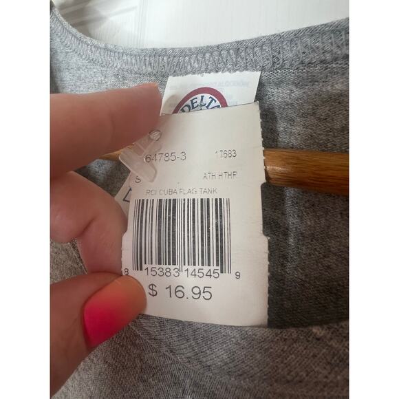 NWT New Havana Cuba Flag Delta Pro Weight Gray Tank Top Sleeveless Size Small - Picture 4 of 8